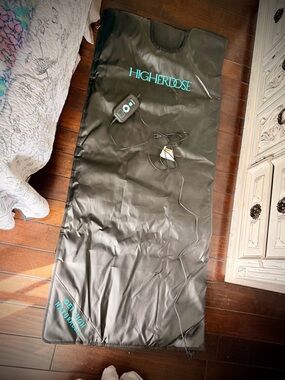 Infrared Sauna Blanket in Black with Teal Accents